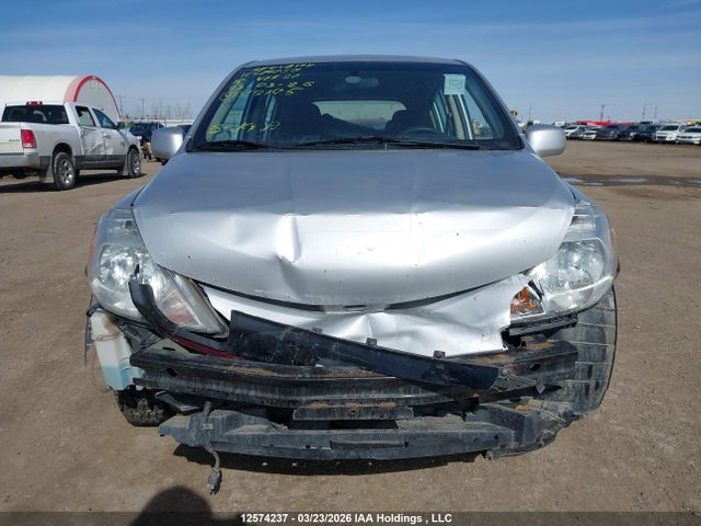 2010 Nissan Versa 1.8s მანქანა იყიდება აუქციონზე, vin: 3N1BC1CP3AL389173, აუქციონის ნომერი: 12574237