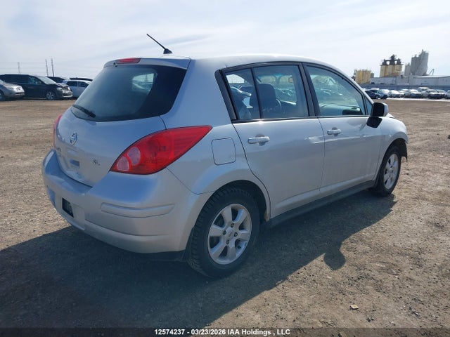 2010 Nissan Versa 1.8s მანქანა იყიდება აუქციონზე, vin: 3N1BC1CP3AL389173, აუქციონის ნომერი: 12574237