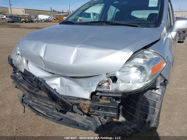 2010 Nissan Versa 1.8s მანქანა იყიდება აუქციონზე, vin: 3N1BC1CP3AL389173, აუქციონის ნომერი: 12574237