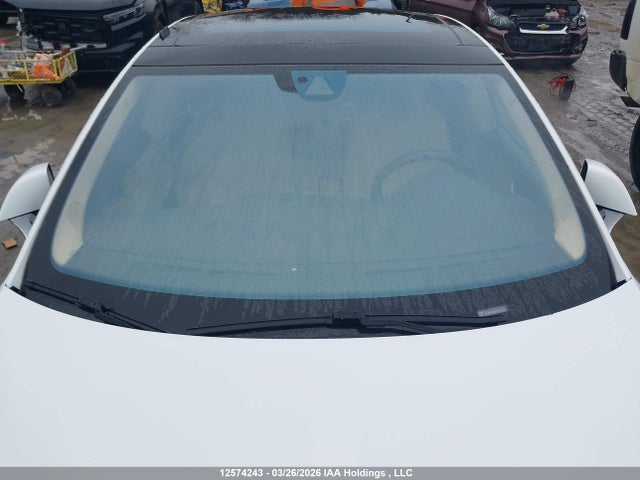 12574243 :رقم المزاد ، 5YJSA1H26FFP77312 vin ، 2015 Tesla Model S 85d مزاد بيع