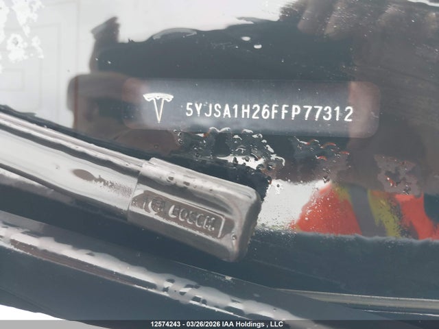 12574243 :رقم المزاد ، 5YJSA1H26FFP77312 vin ، 2015 Tesla Model S 85d مزاد بيع