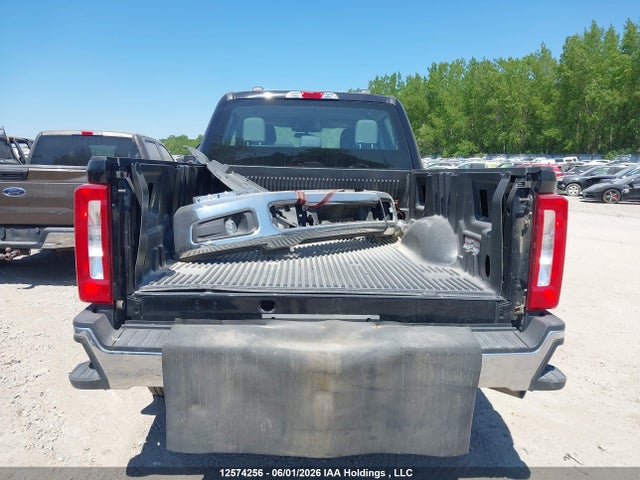 12574256 :رقم المزاد ، 1FT7W2BAXSEE03472 vin ، 2025 Ford F-250 مزاد بيع