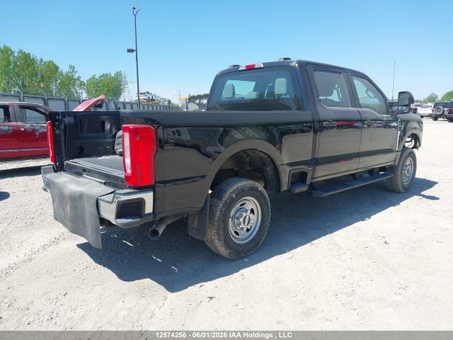 12574256 :رقم المزاد ، 1FT7W2BAXSEE03472 vin ، 2025 Ford F-250 مزاد بيع