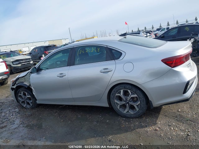 3KPF54AD9KE057215 KIA Forte Ex/ex Limited/ex Premium/ex+