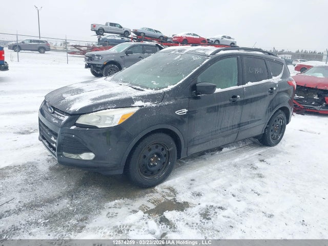 Продажа на аукционе авто 2015 Ford Escape Se, vin: 1FMCU9GXXFUB75765, номер лота: 12574259