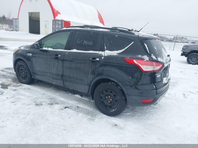 Продажа на аукционе авто 2015 Ford Escape Se, vin: 1FMCU9GXXFUB75765, номер лота: 12574259