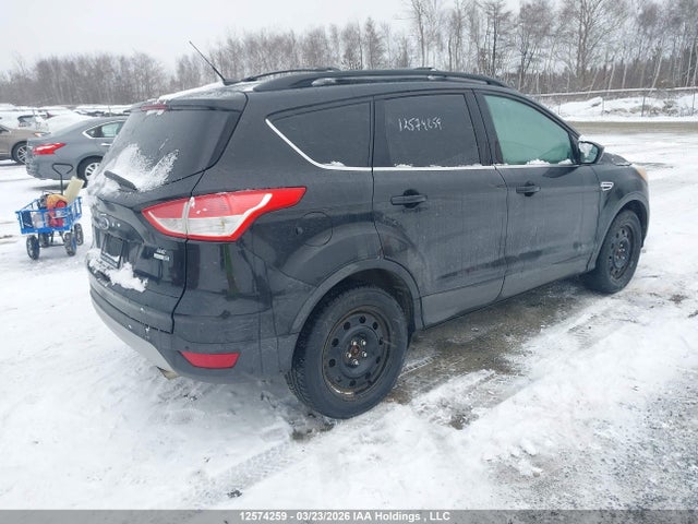 Продажа на аукционе авто 2015 Ford Escape Se, vin: 1FMCU9GXXFUB75765, номер лота: 12574259