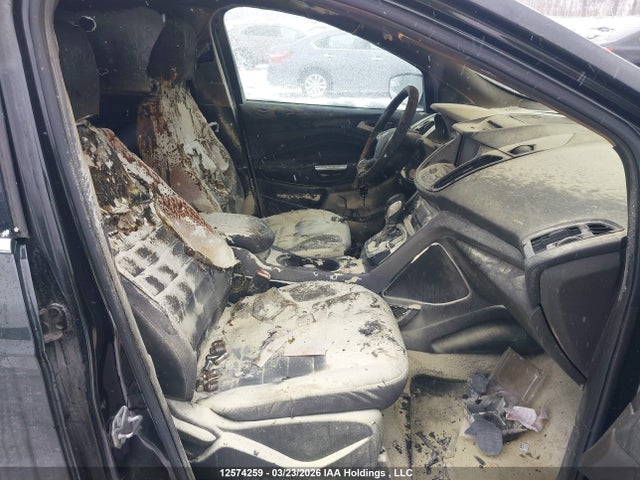 Продажа на аукционе авто 2015 Ford Escape Se, vin: 1FMCU9GXXFUB75765, номер лота: 12574259