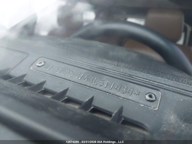 12574280 :رقم المزاد ، 1J4BA5H16BL511434 vin ، 2011 Jeep Wrangler Unlimited Sahara مزاد بيع