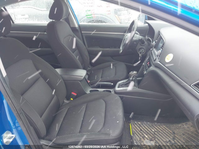 KMHD84LF0HU323272 Hyundai ELANTRA GL