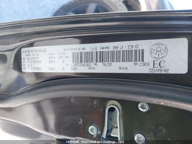 12574296 :رقم المزاد ، 1C6RR7GT5HS619612 vin ، 2017 Ram 1500 Slt مزاد بيع