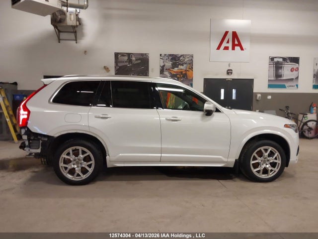 YV4A22PM9J1389717 Volvo Xc90 T6 R-design