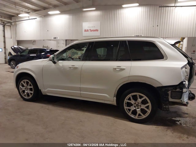 YV4A22PM9J1389717 Volvo Xc90 T6 R-design