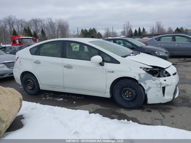 12574313 :رقم المزاد ، JTDKN3DP2D3032875 vin ، 2013 Toyota Prius Plug-in مزاد بيع