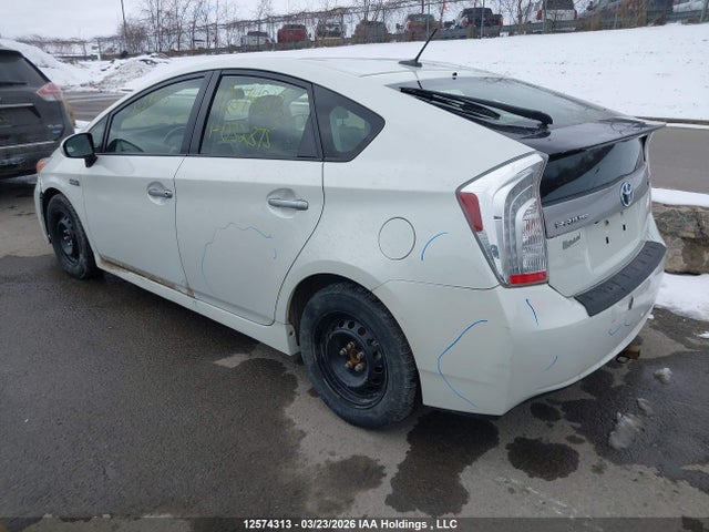 12574313 :رقم المزاد ، JTDKN3DP2D3032875 vin ، 2013 Toyota Prius Plug-in مزاد بيع