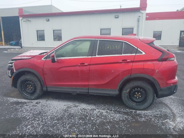 JA4ATUAA3NZ602964 Mitsubishi Eclipse Cross Es