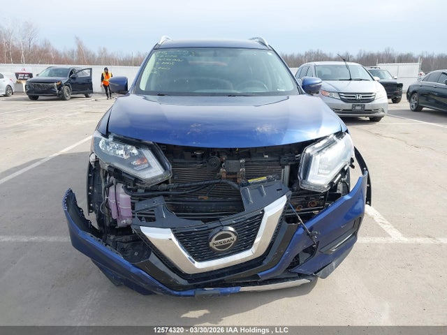 5N1AT2MV8JC852072 Nissan Rogue