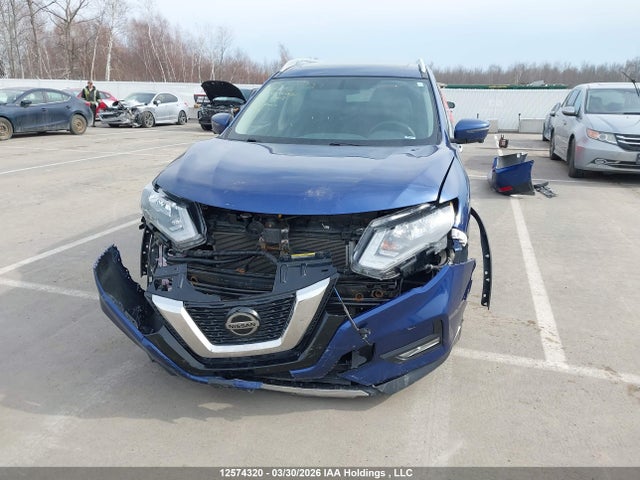 5N1AT2MV8JC852072 Nissan Rogue
