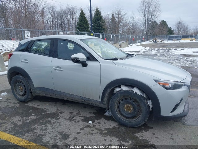 JM1DKFC75K1417991 Mazda CX-3
