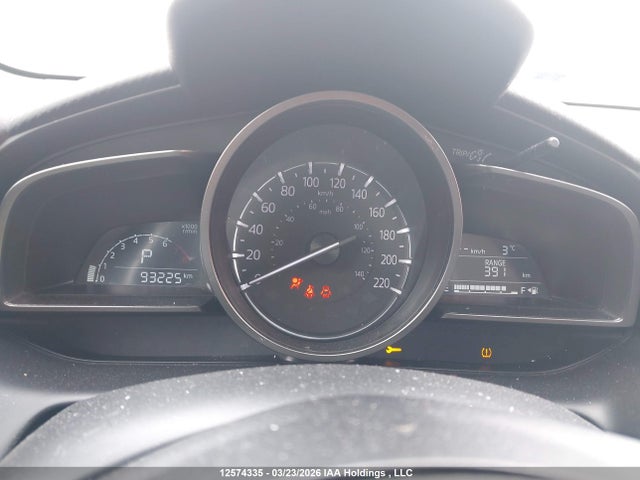 JM1DKFC75K1417991 Mazda CX-3