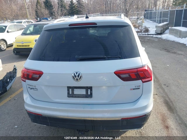 3VV4B7AX1JM127128 Volkswagen Tiguan Sel Premium