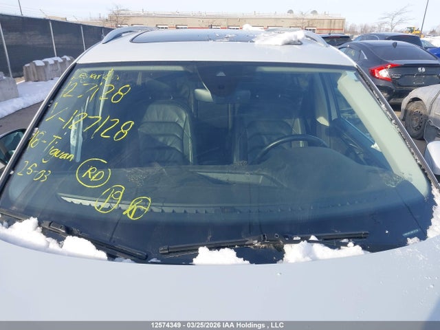 3VV4B7AX1JM127128 Volkswagen Tiguan Sel Premium