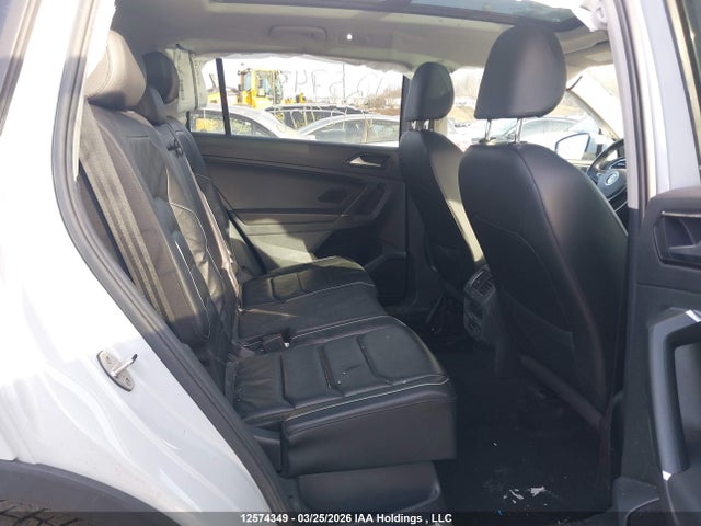 3VV4B7AX1JM127128 Volkswagen Tiguan Sel Premium