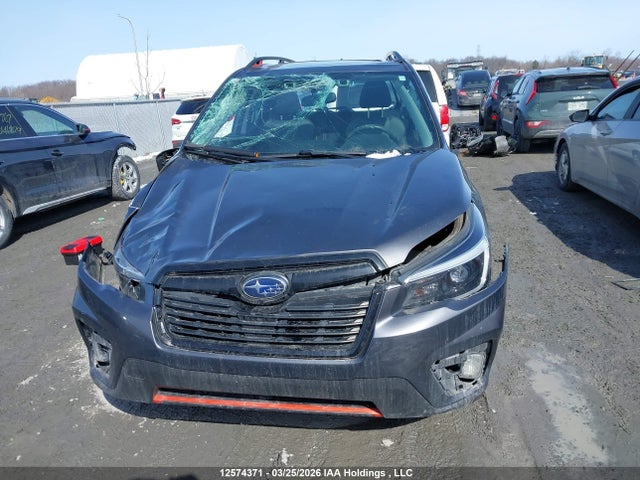 JF2SKEMCXMH584825 Subaru Forester Sport