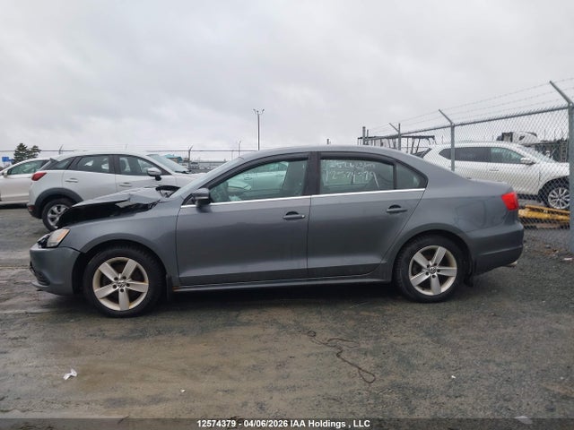 3VWD07AJ3EM276160 Volkswagen Jetta 1.8 Tsi Comfortline