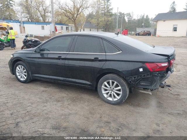 3VWGM7BU1PM046386 Volkswagen Jetta Highline