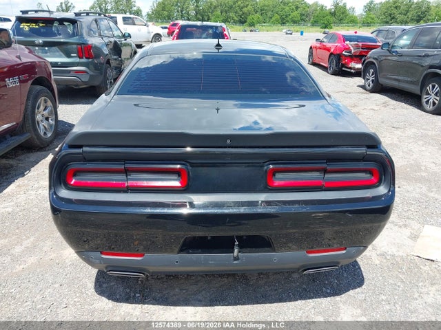 Dodge Challenger Sxt 2018 2C3CDZAG7JH296878 Image 17