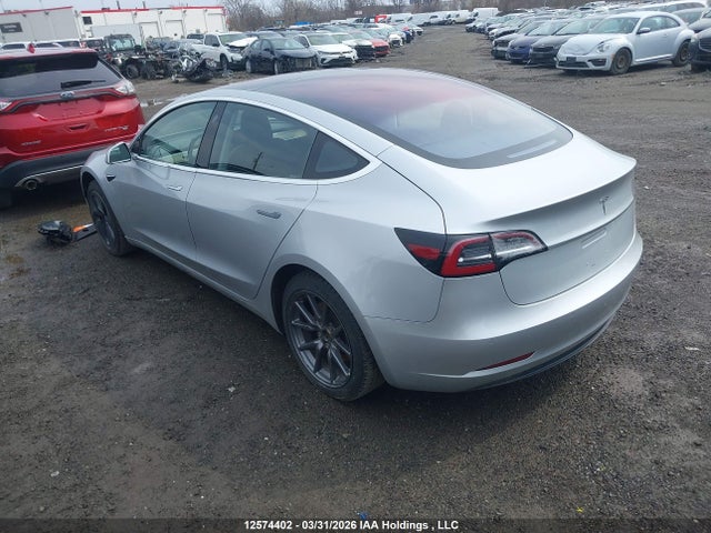 12574402 :رقم المزاد ، 5YJ3E1EA9JF027531 vin ، 2018 Tesla Model 3 Long Range/mid Range مزاد بيع