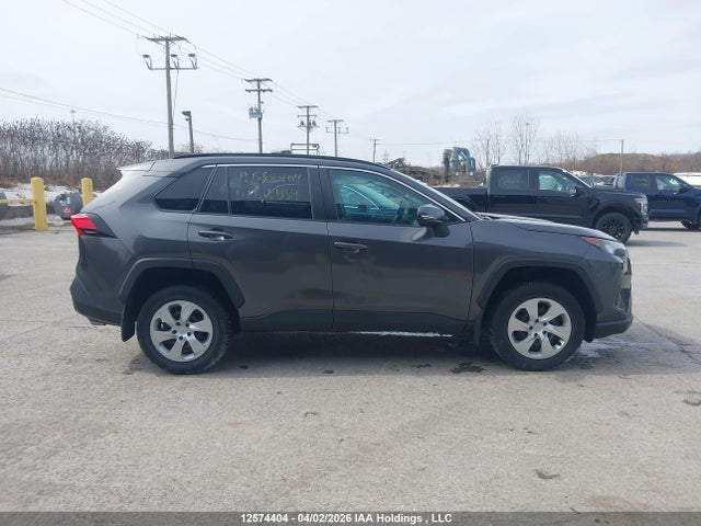 2020 Toyota Rav4 Le მანქანა იყიდება აუქციონზე, vin: 2T3B1RFV5LW106599, აუქციონის ნომერი: 12574404