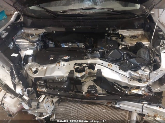 JA4AJUAU7PU601123 Mitsubishi RVR ES