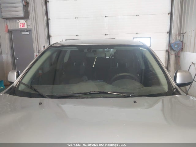 JA4AJUAU7PU601123 Mitsubishi RVR ES