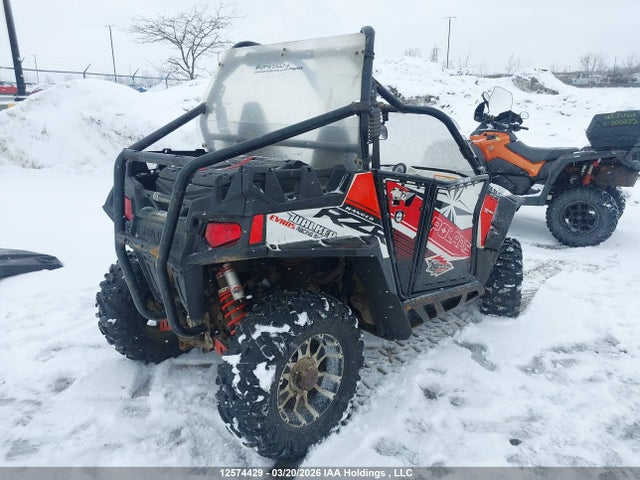 12574429 :رقم المزاد ، 4XAVH76A2CB588846 vin ، 2012 Polaris Ranger Rzr 800 مزاد بيع