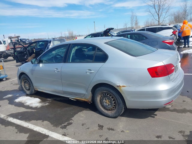 12574431 :رقم المزاد ، 3VW2K7AJ6DM354074 vin ، 2013 Volkswagen Jetta S مزاد بيع
