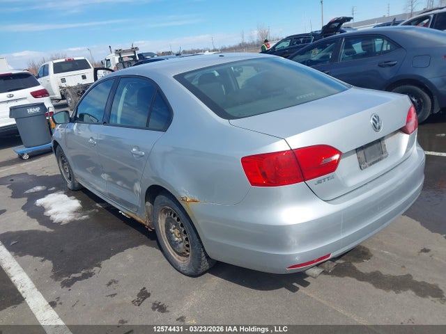 12574431 :رقم المزاد ، 3VW2K7AJ6DM354074 vin ، 2013 Volkswagen Jetta S مزاد بيع