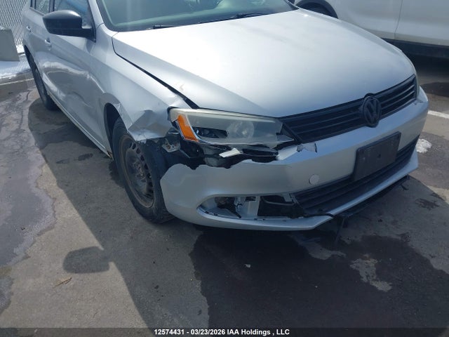 12574431 :رقم المزاد ، 3VW2K7AJ6DM354074 vin ، 2013 Volkswagen Jetta S مزاد بيع