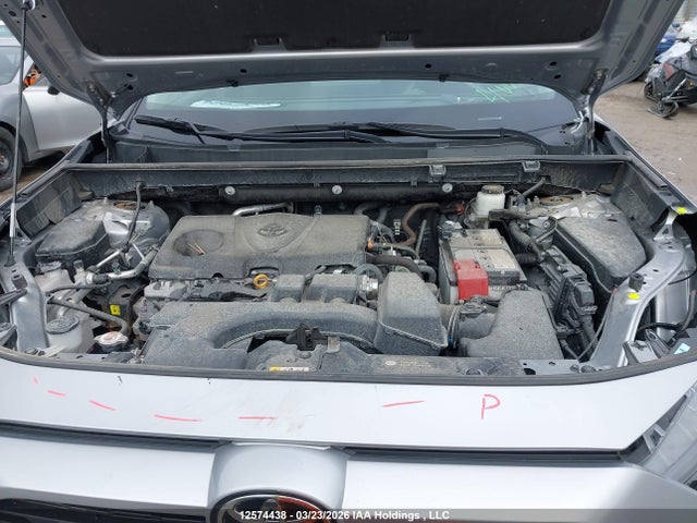 12574438 :رقم المزاد ، 2T3B1RFV2NC302388 vin ، 2022 Toyota Rav4 Le مزاد بيع