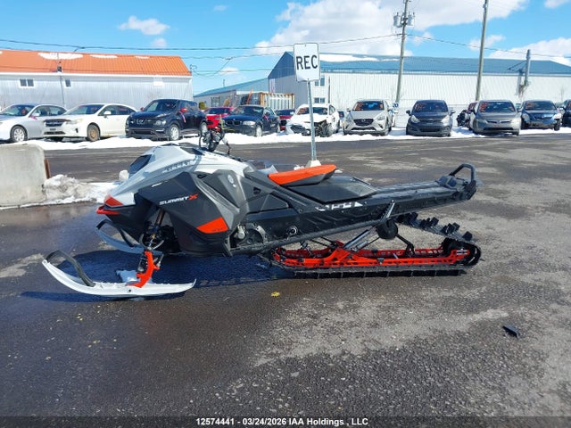2BPSTGME8MV000040 Skidoo Skidoo