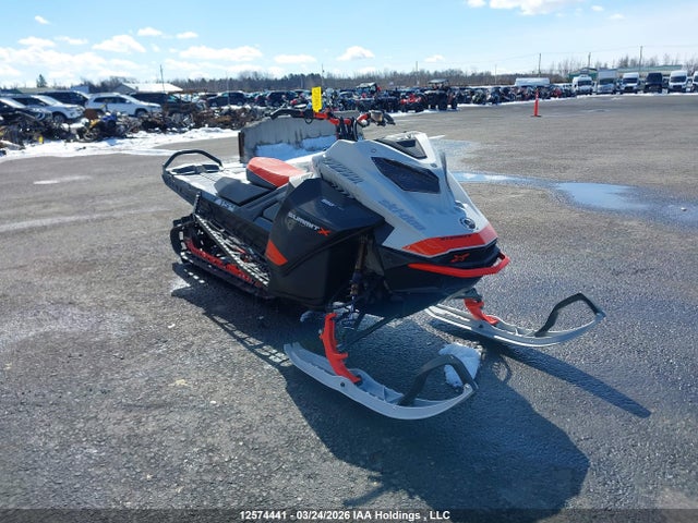 2BPSTGME8MV000040 Skidoo Skidoo