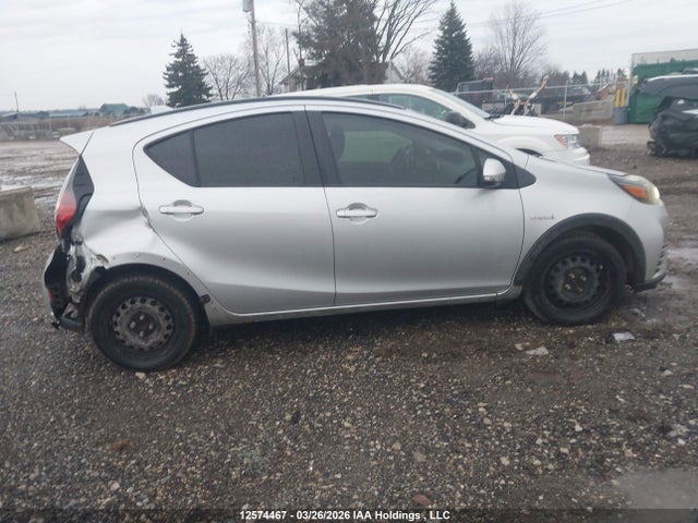JTDKDTB39J1611534 Toyota Prius C Technology