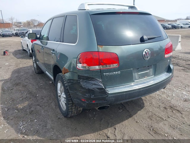 12574469 :رقم المزاد ، WVGCM67L24D048601 vin ، 2004 Volkswagen Touareg 4.2 مزاد بيع