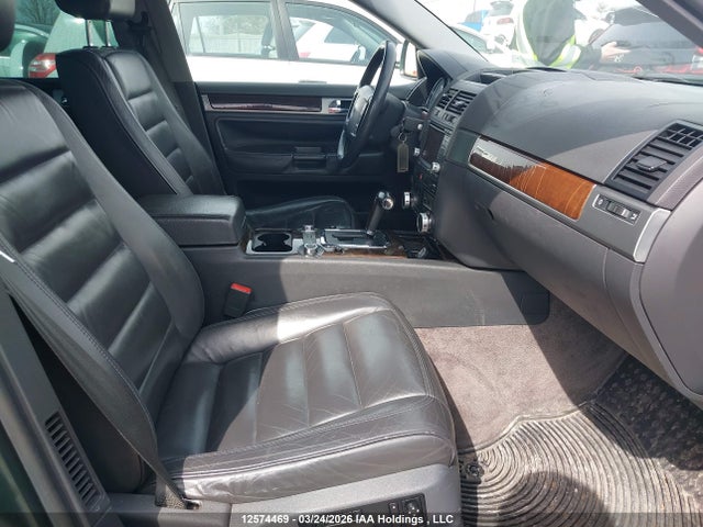 12574469 :رقم المزاد ، WVGCM67L24D048601 vin ، 2004 Volkswagen Touareg 4.2 مزاد بيع