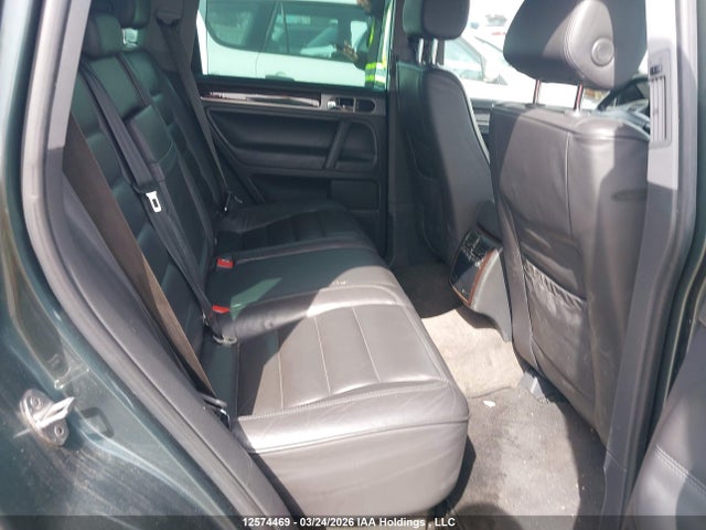 12574469 :رقم المزاد ، WVGCM67L24D048601 vin ، 2004 Volkswagen Touareg 4.2 مزاد بيع
