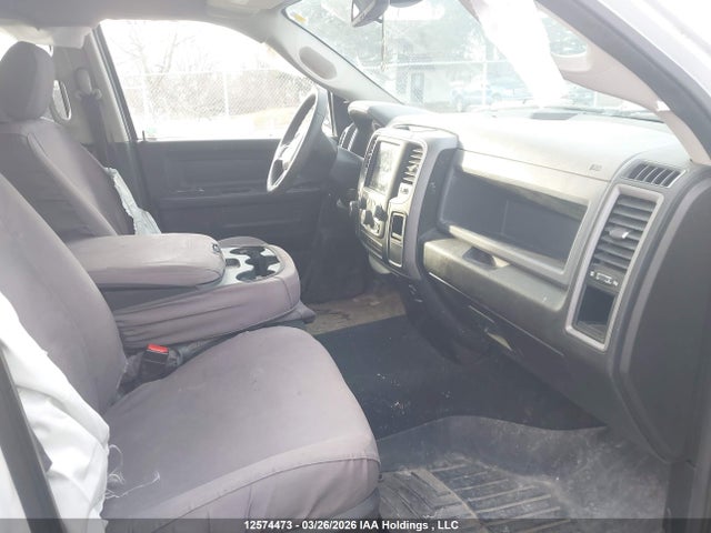 12574473 :رقم المزاد ، 1C6RR7FG0KS664534 vin ، 2019 Ram 1500 Classic Tradesman مزاد بيع