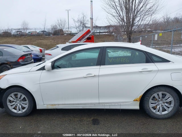 Aukcja sprzedaży 2011 Hyundai Sonata Gl, vin: 5NPEB4ACXBH011786, numer aukcji: 12566611