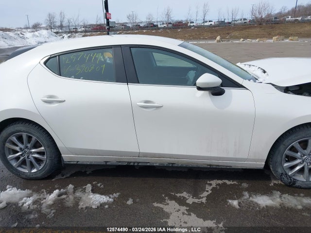 Aukcja sprzedaży 2021 Mazda Mazda3 Gx, vin: JM1BPAK77M1350309, numer aukcji: 12574490