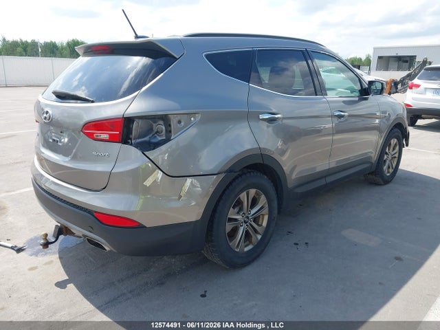2015 Hyundai Santa Fe Sport 2.4 Base მანქანა იყიდება აუქციონზე, vin: 5XYZT3LB6FG296156, აუქციონის ნომერი: 12574491